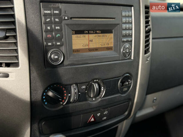 Мерседес Sprinter 2011 в Луцке на Automoto.ua Белый Мерседес Sprinter, объемом двигателя 2.69 л и пробегом 256 тыс. км за 18500 $, фото 13 на Automoto.ua