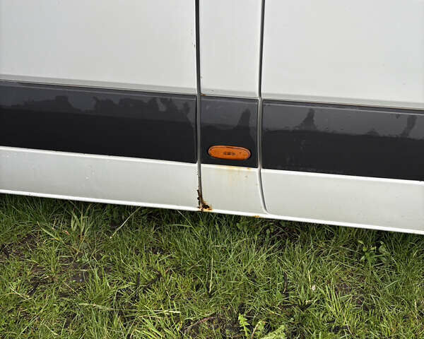 Білий Мерседес Sprinter, об'ємом двигуна 2.14 л та пробігом 438 тис. км за 10700 $, фото 4 на Automoto.ua