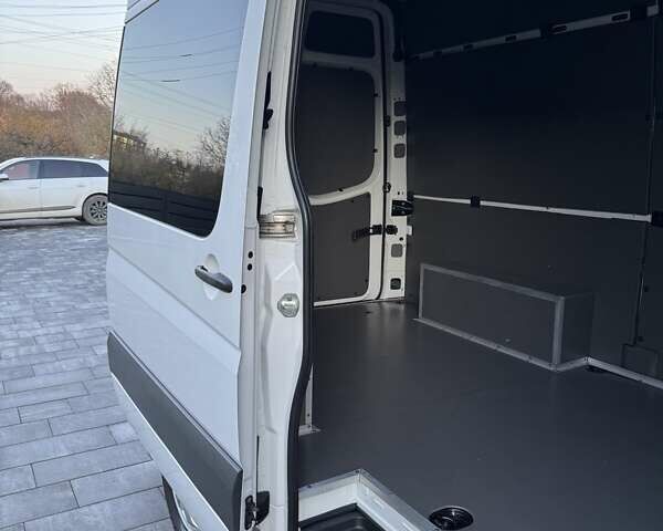 Белый Мерседес Sprinter, объемом двигателя 2.99 л и пробегом 350 тыс. км за 17500 $, фото 10 на Automoto.ua
