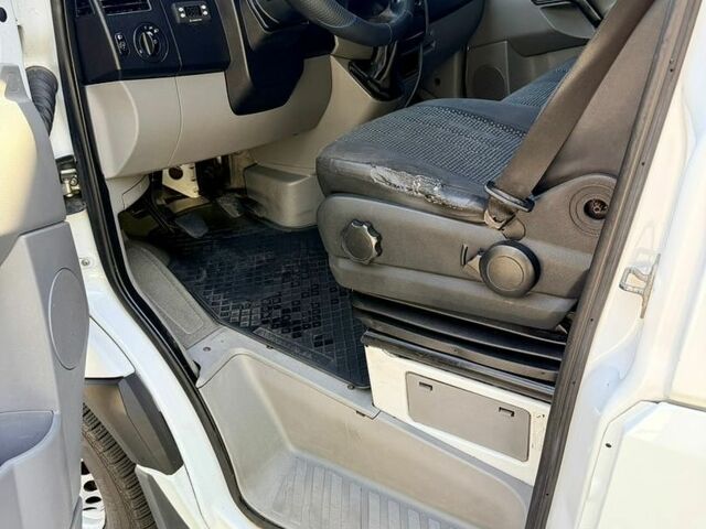 Білий Мерседес Sprinter, об'ємом двигуна 2.2 л та пробігом 382 тис. км за 13600 $, фото 17 на Automoto.ua