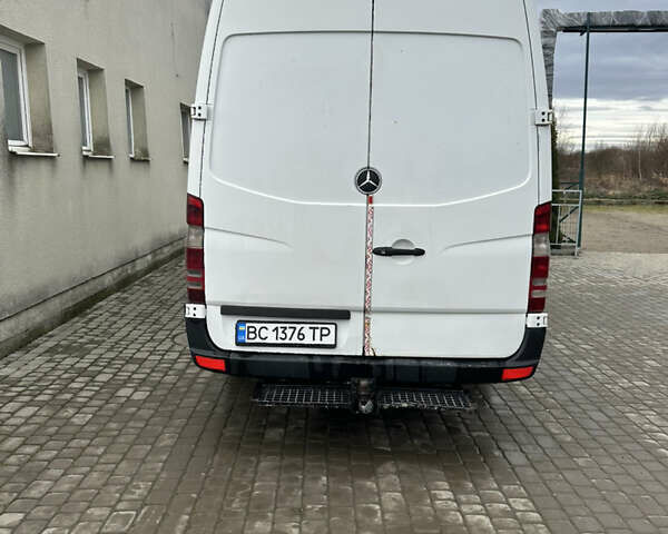 Білий Мерседес Sprinter, об'ємом двигуна 2.14 л та пробігом 285 тис. км за 13999 $, фото 5 на Automoto.ua