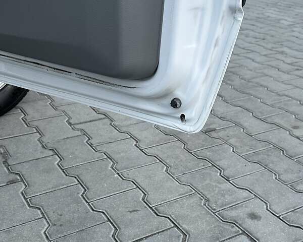 Мерседес Sprinter 2011 в Виннице на Automoto.ua Белый Мерседес Sprinter, объемом двигателя 2.99 л и пробегом 300 тыс. км за 18000 $, фото 21 на Automoto.ua