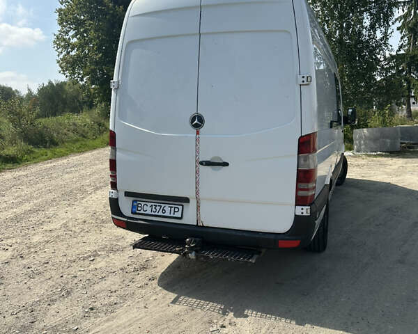 Білий Мерседес Sprinter, об'ємом двигуна 2.14 л та пробігом 285 тис. км за 13999 $, фото 18 на Automoto.ua
