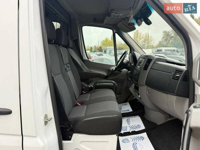 Білий Мерседес Sprinter, об'ємом двигуна 2.2 л та пробігом 271 тис. км за 15500 $, фото 13 на Automoto.ua