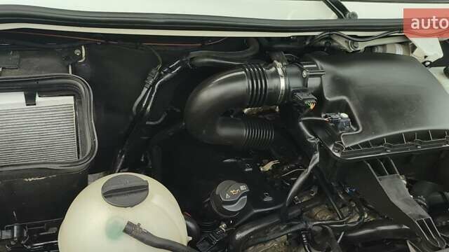 Мерседес Sprinter 2011 у Костополе на Automoto.ua Білий Мерседес Sprinter, об'ємом двигуна 3 л та пробігом 287 тис. км за 21600 $, фото 13 на Automoto.ua