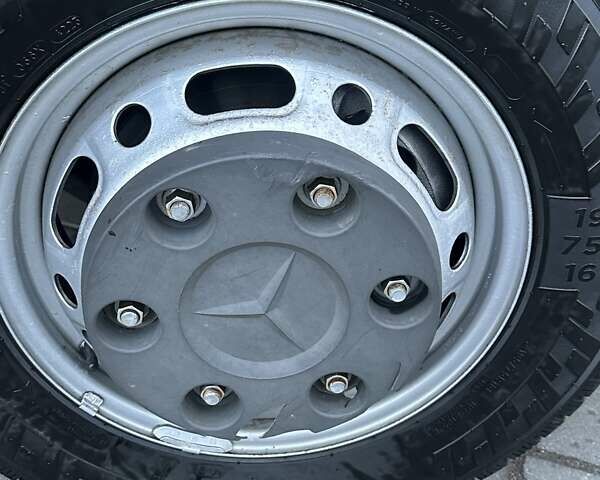 Мерседес Sprinter 2011 в Виннице на Automoto.ua Белый Мерседес Sprinter, объемом двигателя 2.99 л и пробегом 300 тыс. км за 18000 $, фото 26 на Automoto.ua