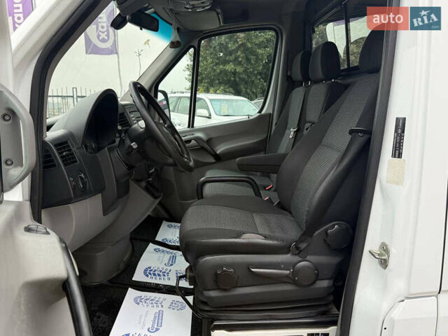 Білий Мерседес Sprinter, об'ємом двигуна 2.2 л та пробігом 271 тис. км за 15500 $, фото 12 на Automoto.ua