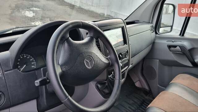 Білий Мерседес Sprinter, об'ємом двигуна 2.14 л та пробігом 327 тис. км за 17200 $, фото 18 на Automoto.ua