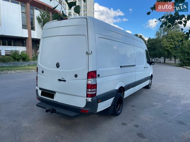 Білий Мерседес Sprinter, об'ємом двигуна 2.99 л та пробігом 380 тис. км за 19999 $, фото 4 на Automoto.ua