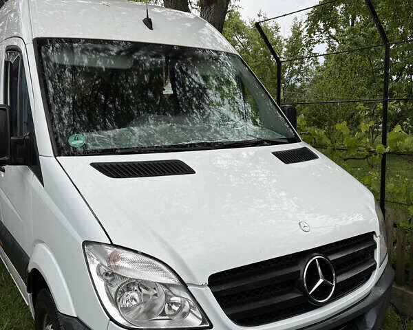 Білий Мерседес Sprinter, об'ємом двигуна 2.14 л та пробігом 438 тис. км за 10700 $, фото 2 на Automoto.ua