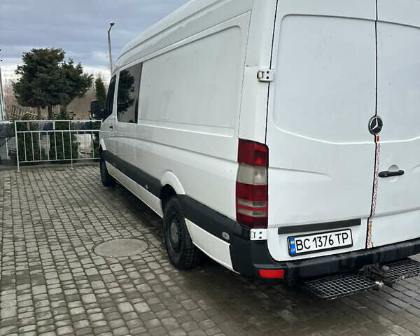 Білий Мерседес Sprinter, об'ємом двигуна 2.14 л та пробігом 285 тис. км за 13999 $, фото 4 на Automoto.ua