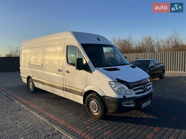 Белый Мерседес Sprinter, объемом двигателя 2.14 л и пробегом 310 тыс. км за 11500 $, фото 16 на Automoto.ua