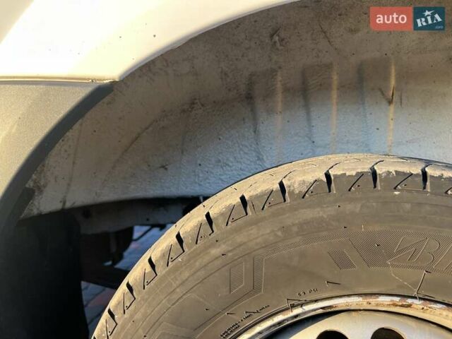 Белый Мерседес Sprinter, объемом двигателя 2.14 л и пробегом 310 тыс. км за 11500 $, фото 19 на Automoto.ua