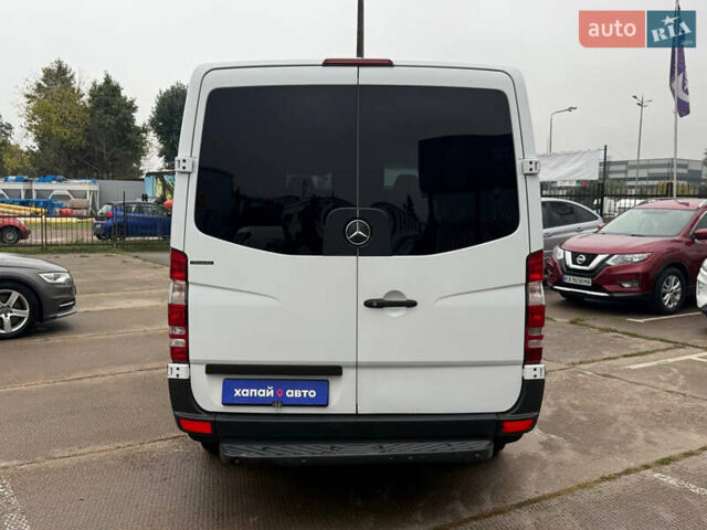Білий Мерседес Sprinter, об'ємом двигуна 2.2 л та пробігом 271 тис. км за 15500 $, фото 5 на Automoto.ua