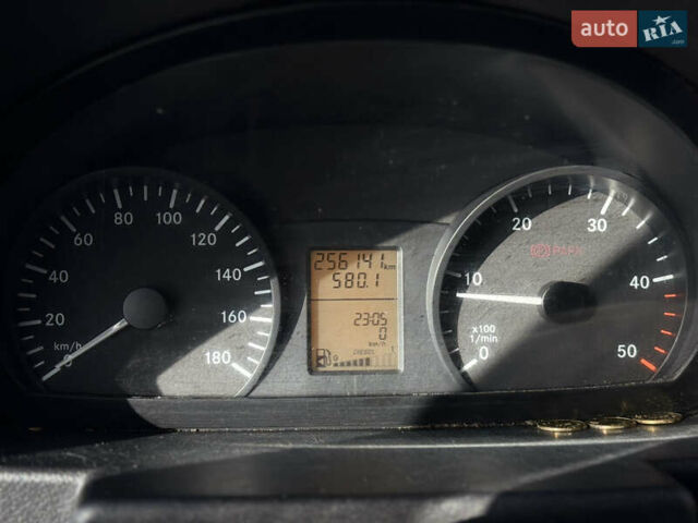 Мерседес Sprinter 2011 в Луцке на Automoto.ua Белый Мерседес Sprinter, объемом двигателя 2.69 л и пробегом 256 тыс. км за 18500 $, фото 15 на Automoto.ua