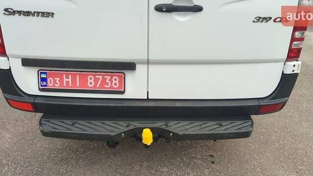 Мерседес Sprinter 2011 у Костополе на Automoto.ua Білий Мерседес Sprinter, об'ємом двигуна 3 л та пробігом 287 тис. км за 21600 $, фото 36 на Automoto.ua