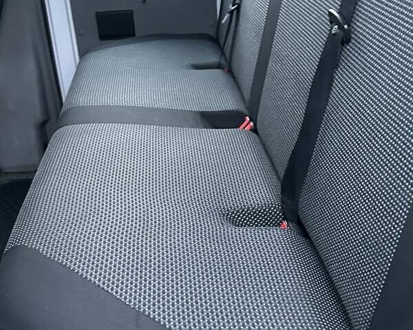 Мерседес Sprinter 2011 в Виннице на Automoto.ua Белый Мерседес Sprinter, объемом двигателя 2.99 л и пробегом 300 тыс. км за 18000 $, фото 14 на Automoto.ua