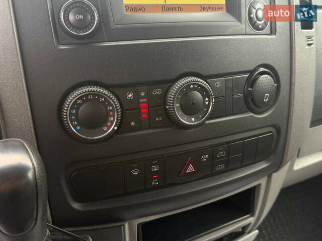 Білий Мерседес Sprinter, об'ємом двигуна 2.2 л та пробігом 271 тис. км за 15500 $, фото 11 на Automoto.ua