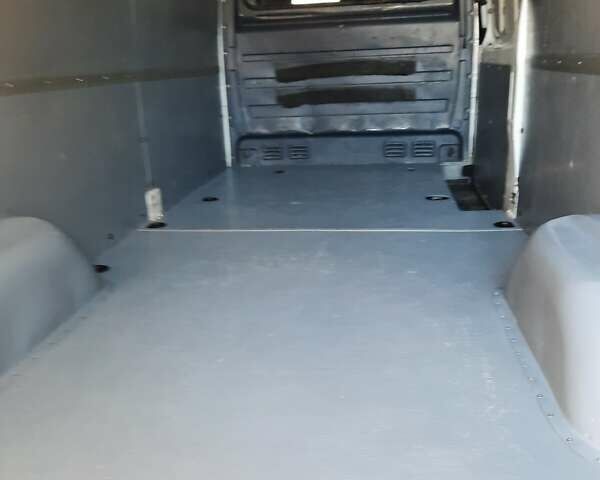 Білий Мерседес Sprinter, об'ємом двигуна 2.14 л та пробігом 215 тис. км за 15000 $, фото 15 на Automoto.ua