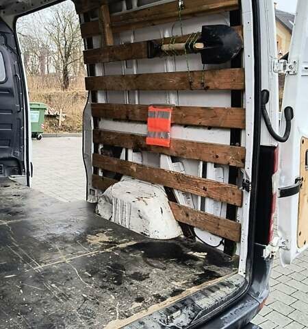 Белый Мерседес Sprinter, объемом двигателя 2.14 л и пробегом 412 тыс. км за 12500 $, фото 15 на Automoto.ua