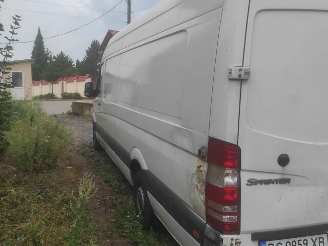 Білий Мерседес Sprinter, об'ємом двигуна 2.1 л та пробігом 440 тис. км за 10500 $, фото 4 на Automoto.ua
