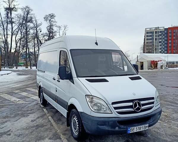 Білий Мерседес Sprinter, об'ємом двигуна 2.14 л та пробігом 400 тис. км за 11500 $, фото 4 на Automoto.ua