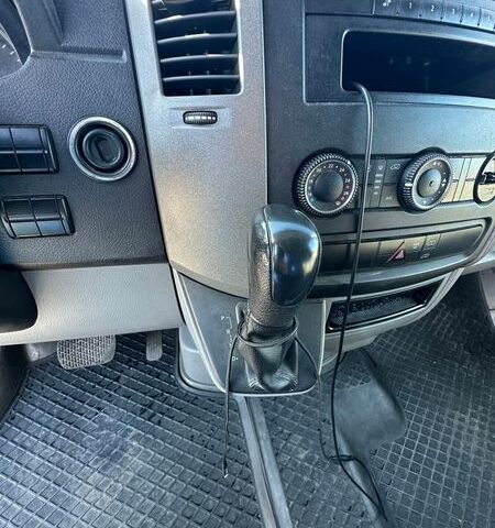 Белый Мерседес Sprinter, объемом двигателя 2.2 л и пробегом 360 тыс. км за 14999 $, фото 11 на Automoto.ua