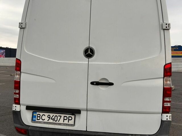 Білий Мерседес Sprinter, об'ємом двигуна 2.14 л та пробігом 420 тис. км за 13600 $, фото 1 на Automoto.ua