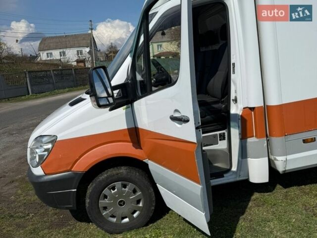 Белый Мерседес Sprinter, объемом двигателя 2.1 л и пробегом 600 тыс. км за 13900 $, фото 13 на Automoto.ua