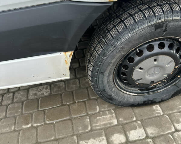 Білий Мерседес Sprinter, об'ємом двигуна 2.14 л та пробігом 285 тис. км за 13999 $, фото 9 на Automoto.ua