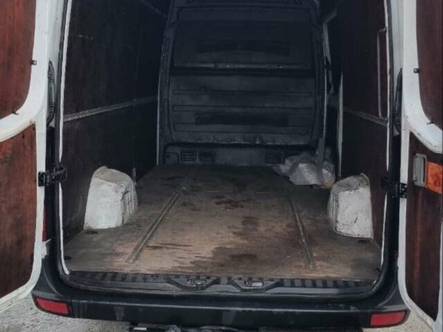 Белый Мерседес Sprinter, объемом двигателя 2.14 л и пробегом 327 тыс. км за 13000 $, фото 14 на Automoto.ua