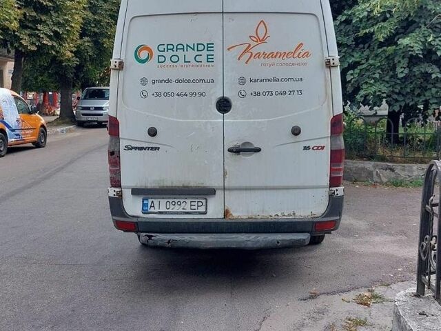 Белый Мерседес Sprinter, объемом двигателя 2.14 л и пробегом 800 тыс. км за 8800 $, фото 3 на Automoto.ua