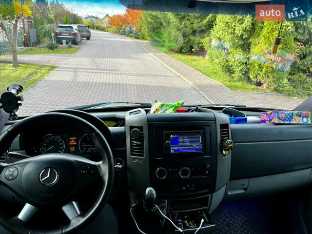 Белый Мерседес Sprinter, объемом двигателя 2.14 л и пробегом 410 тыс. км за 14900 $, фото 9 на Automoto.ua