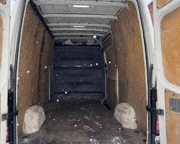Белый Мерседес Sprinter, объемом двигателя 2.14 л и пробегом 300 тыс. км за 10500 $, фото 7 на Automoto.ua