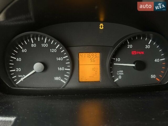 Белый Мерседес Sprinter, объемом двигателя 2.14 л и пробегом 412 тыс. км за 14500 $, фото 18 на Automoto.ua