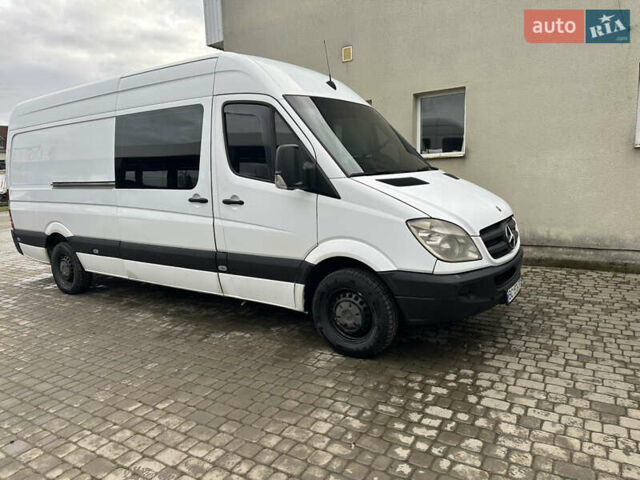Білий Мерседес Sprinter, об'ємом двигуна 2.14 л та пробігом 285 тис. км за 13999 $, фото 1 на Automoto.ua