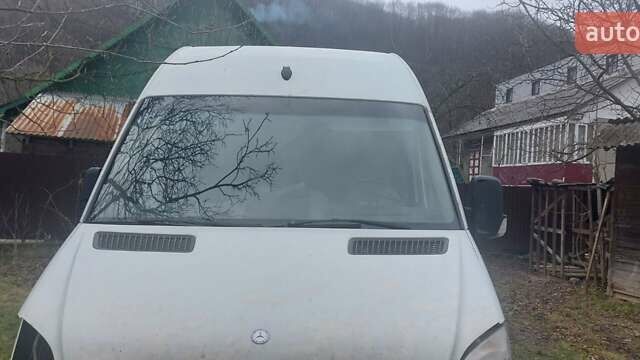 Білий Мерседес Sprinter, об'ємом двигуна 2.2 л та пробігом 350 тис. км за 6300 $, фото 9 на Automoto.ua