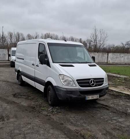 Білий Мерседес Sprinter, об'ємом двигуна 2.1 л та пробігом 486 тис. км за 9800 $, фото 1 на Automoto.ua