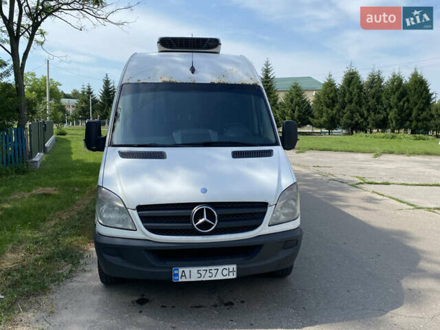 Белый Мерседес Sprinter, объемом двигателя 2.14 л и пробегом 900 тыс. км за 7900 $, фото 1 на Automoto.ua