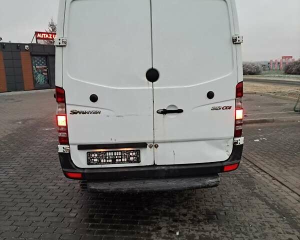 Белый Мерседес Sprinter, объемом двигателя 0 л и пробегом 380 тыс. км за 7578 $, фото 2 на Automoto.ua