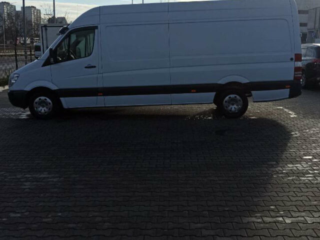 Белый Мерседес Sprinter, объемом двигателя 2.1 л и пробегом 401 тыс. км за 14800 $, фото 15 на Automoto.ua