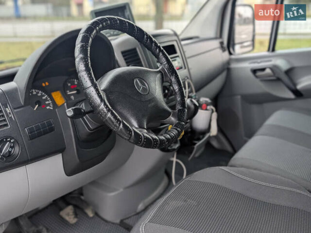 Білий Мерседес Sprinter, об'ємом двигуна 2.14 л та пробігом 320 тис. км за 14199 $, фото 9 на Automoto.ua