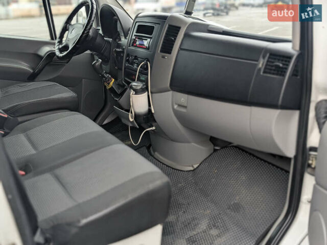 Білий Мерседес Sprinter, об'ємом двигуна 2.14 л та пробігом 320 тис. км за 13499 $, фото 10 на Automoto.ua