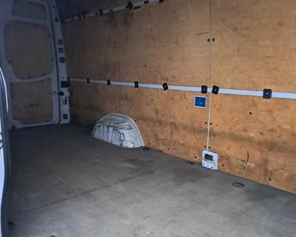 Белый Мерседес Sprinter, объемом двигателя 2.2 л и пробегом 380 тыс. км за 8687 $, фото 6 на Automoto.ua