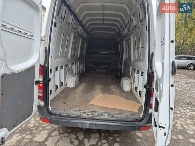 Білий Мерседес Sprinter, об'ємом двигуна 2.14 л та пробігом 604 тис. км за 9400 $, фото 1 на Automoto.ua