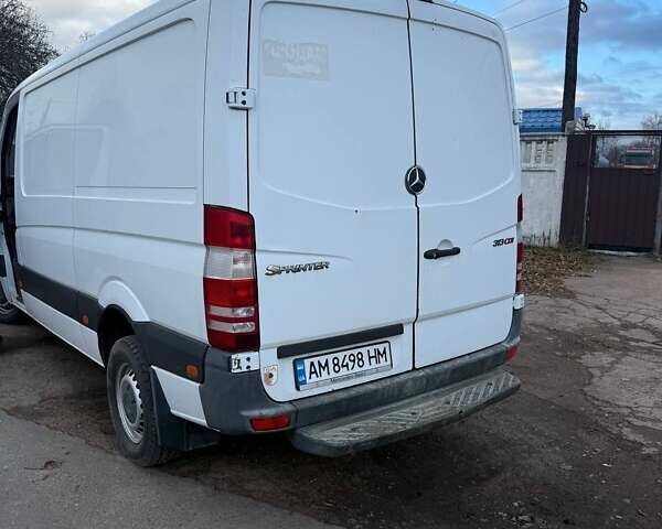 Білий Мерседес Sprinter, об'ємом двигуна 2.14 л та пробігом 300 тис. км за 6700 $, фото 4 на Automoto.ua