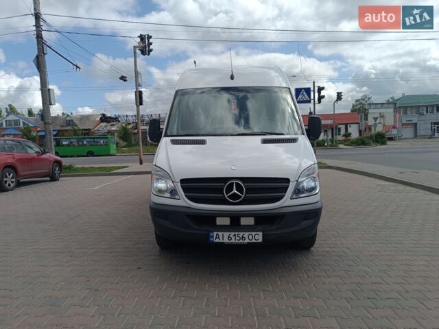 Белый Мерседес Sprinter, объемом двигателя 2.14 л и пробегом 670 тыс. км за 25900 $, фото 1 на Automoto.ua