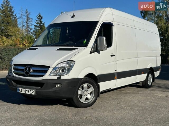 Белый Мерседес Sprinter, объемом двигателя 2.14 л и пробегом 481 тыс. км за 15800 $, фото 1 на Automoto.ua