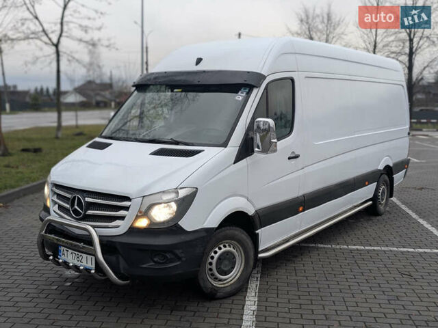 Білий Мерседес Sprinter, об'ємом двигуна 2.14 л та пробігом 320 тис. км за 13499 $, фото 1 на Automoto.ua