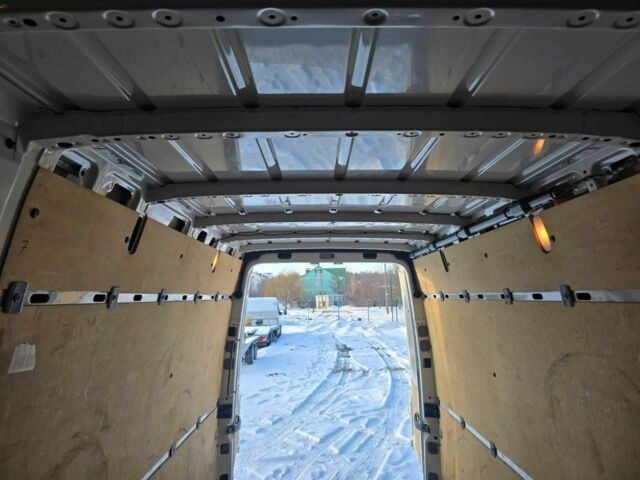 Белый Мерседес Sprinter, объемом двигателя 2.2 л и пробегом 190 тыс. км за 13999 $, фото 22 на Automoto.ua